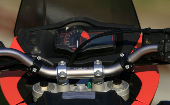 Fotó: Szabó-Jelik Ádám - Motorrevü Fotó: Szabó-Jelik Ádám - Motorrevü