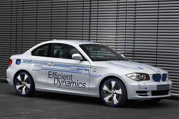 Forrás: BMW Forrás: BMW