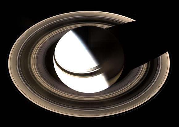 Forr�s: NASA, JPL, SSI