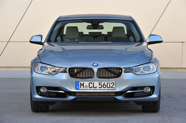 Forr�s: BMW